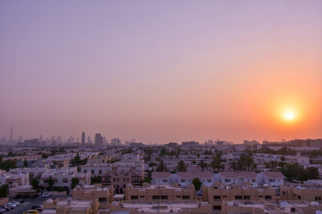 Premier Inn Dubai International Airport Esterno foto